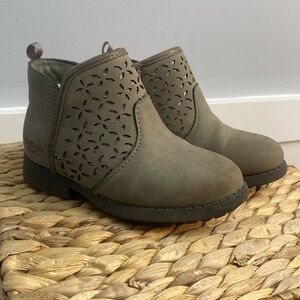 Oshkosh boots